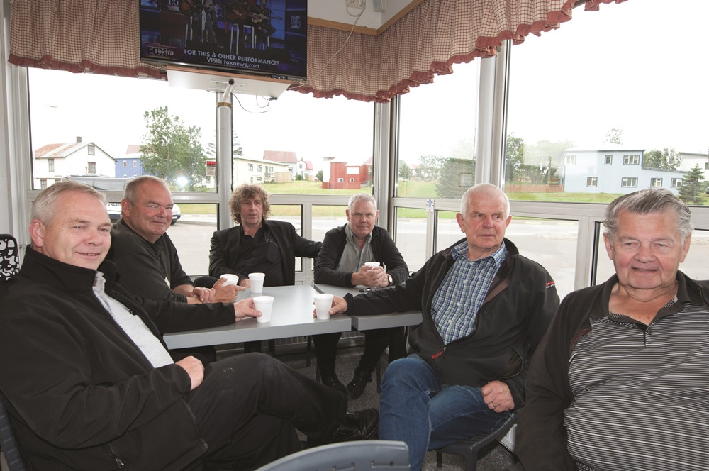 Nokkrir af forsprökkum áhugahóps um bætta matvöruverslun á Húsavík. F.v. Pétur Helgi, Agnar Kári, Ör…