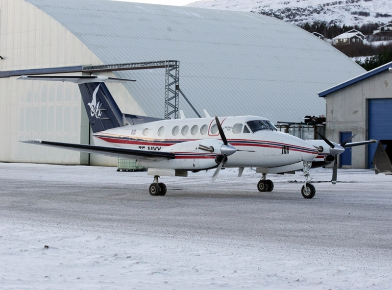 Sjúkraflug Mýflugs þurfti að lenda á Akureyri með sjúkling vegna þess að Neyðarbrautin svokallaða í …