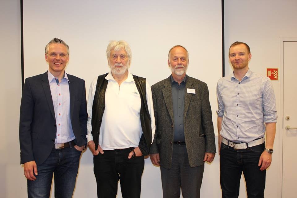 Skipulagsnefndin: Benedikt Halldórsson, Ragnar Stefánsson, Páll Einarsson og Sigurjón Jónsson. Myndi…