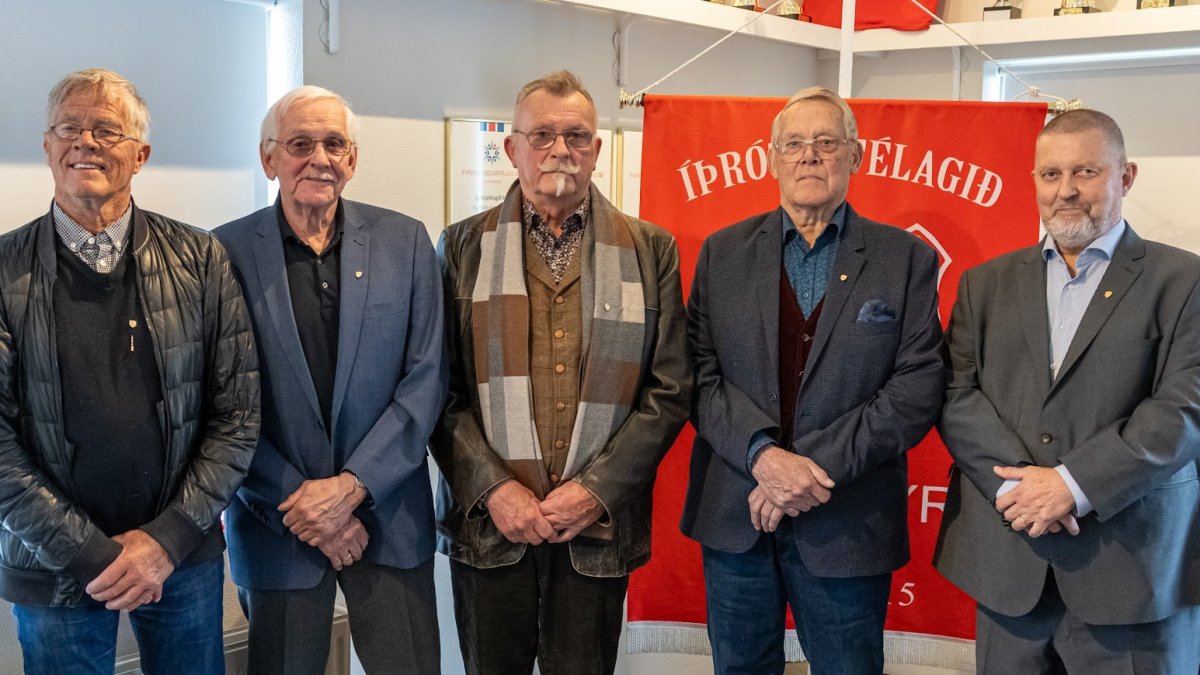 Nýjir gullmerkishafar frá vinstri, Tryggvi Gunnarsson, Ingólfur Hermannsson, Reynir og Gísli Bragi H…