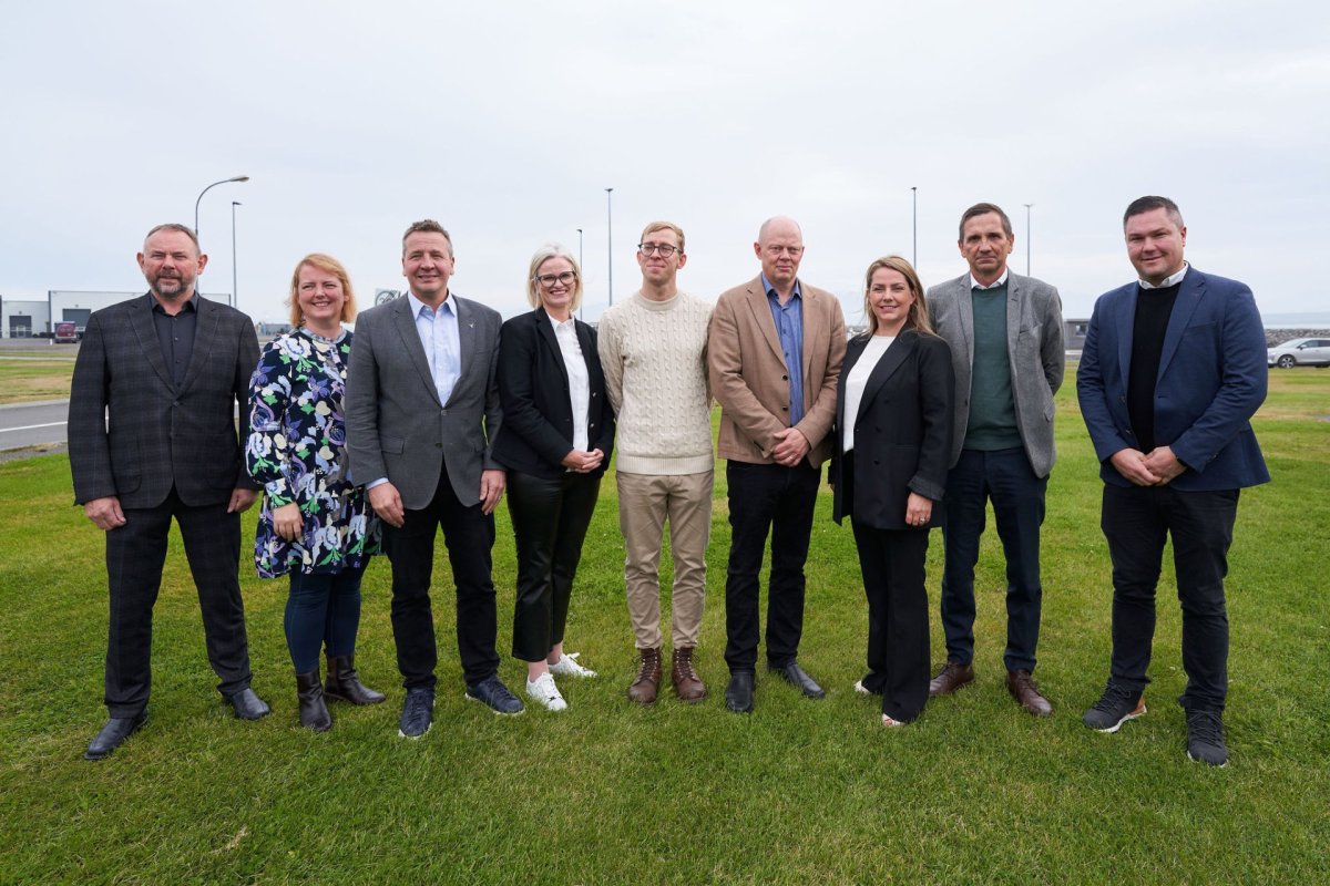 F.v. Eyþór Björnsson, forstjóri Norðurorku, Albertína Fr. Elíasdóttir, framkvæmdastjóri SSNE, Guðlau…