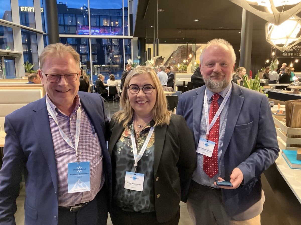 Þorsteinn Gunnarsson, fyrrverandi rektor, Áslaug Ásgeirsdóttir, rektor og Eyjólfur Guðmundsson, fyrr…