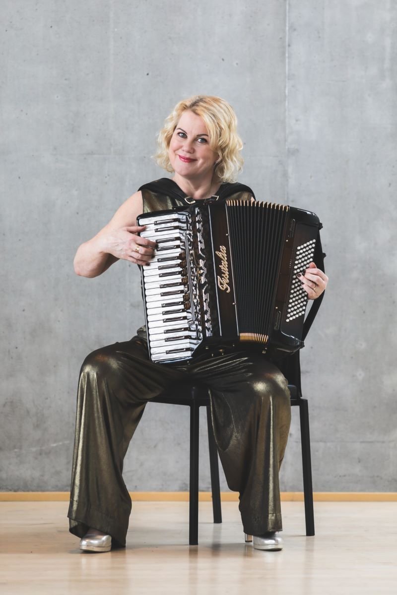 Sögulok er yfirskrift viðburðar sem Hrund Hlöðversdóttir efnir til í félagsheimilinu Laugarborg í Ey…