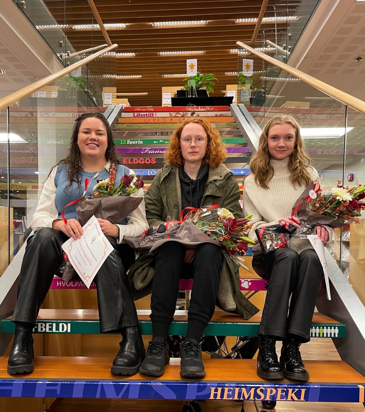 Verðlaunahafarnir. Frá vinstri: Selma Dís Hauksdóttir, Mars Baldurs og Guðrún María Aðalsteinsdóttir…