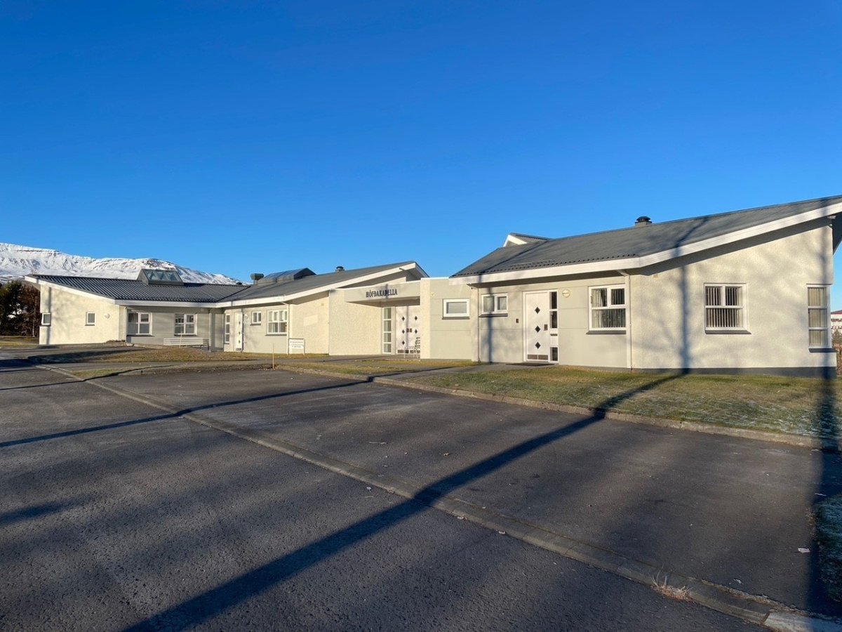 Útfararþjónusta Akureyrar hefur tekið líkhúsið og athafnarými þess á leigu. Innheimt
verður 30 þúsu…
