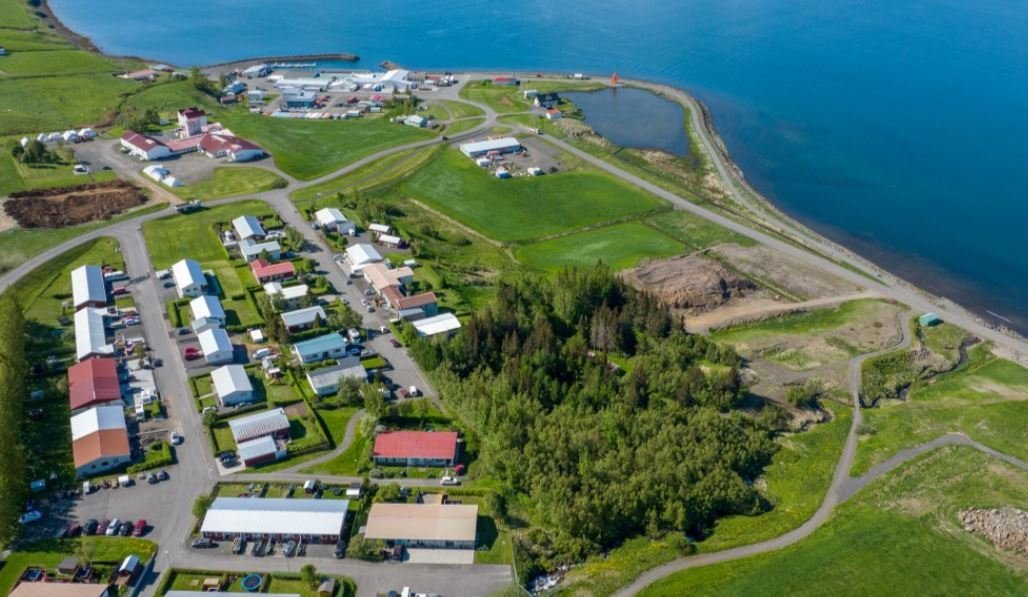 Svalbarðsstrandarhreppur býður nú sem áður uppá gjaldfrjálsar skólamáltíðir. Mynd svalbardsstron…